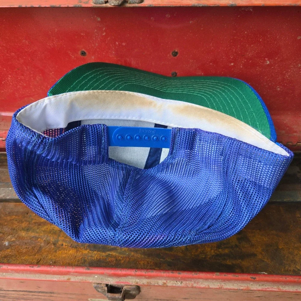 VTG Sports Specialties Chicago‎ Cubs Hat Blue YoungAn Mesh Snapback Trucker MLB
